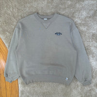 Vintage Russel Embroidered Logo Crewneck Sweatshirt Large (1990s)