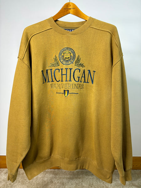 1990s UofM Embroidered Crest Gold Crewneck X-large